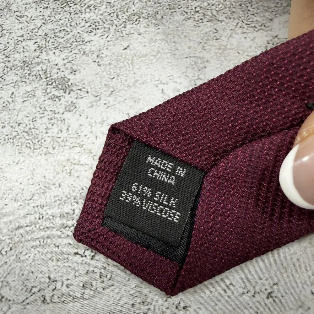 Calvin Klein Silk Tie Mens One Size Red Solid Silk Viscose Made In China Necktie